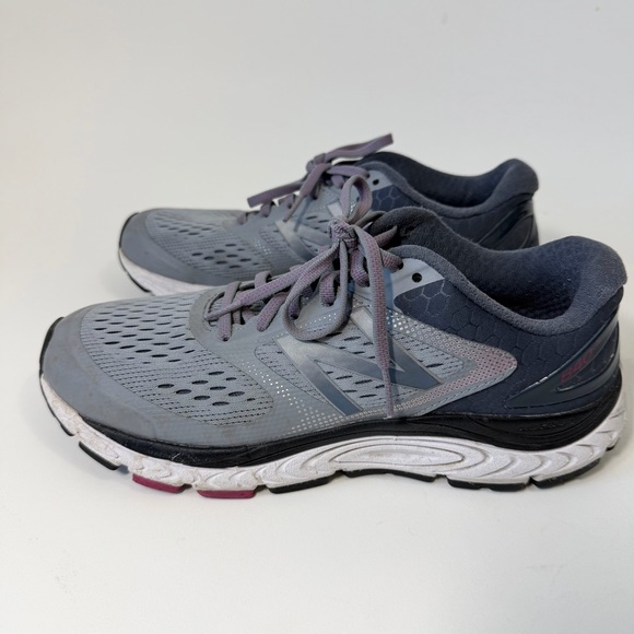 New Balance 840 V4 Running Shoes Sneakers Gray With Pink Accents Size 9 - Picture 2 of 10